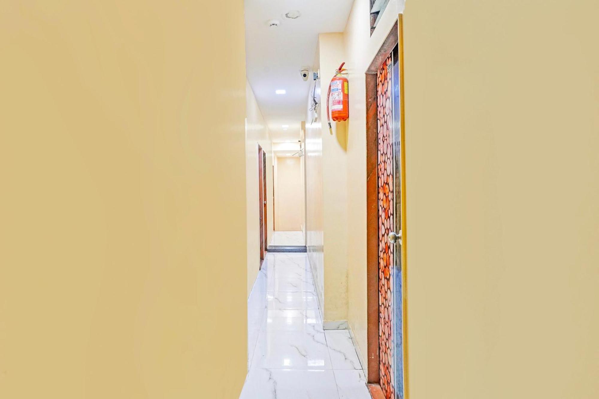 Hotel O Asma มุมไบ ภายนอก รูปภาพ